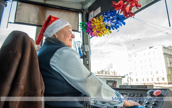 
        Загадать желание  в новогоднем трамвае можно было в Минске			    