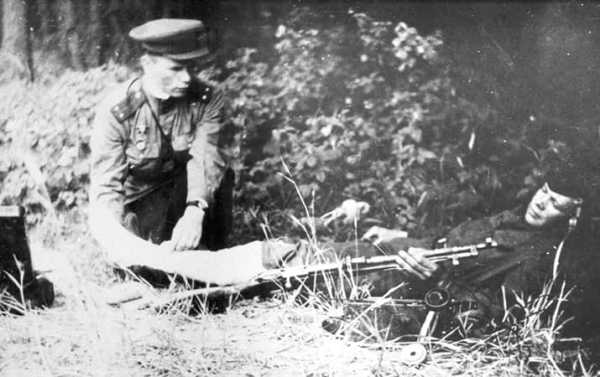 У ГрДМУ адбылася навукова-практычная канферэнцыя прысвечаная 100-годдзю з дня нараджэння прафесара Міхаіла Караблёва
У ГрДМУ адбылася навукова-практычная канферэнцыя прысвечаная 100-годдзю з дня нараджэння прафесара Міхаіла Караблёва