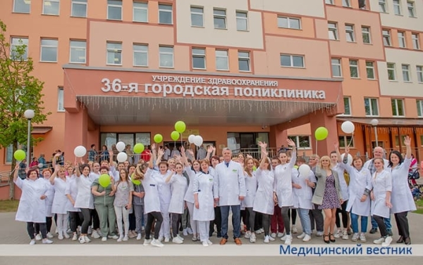 
        Медсёстры 36-й гарадской паліклінікі Мінска зладзілі танцавальны флэшмоб			    
