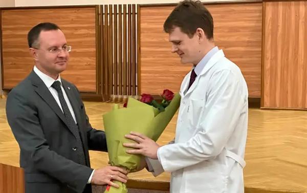 Андрей Мокров — главный врач Брестской ЦГБ
Андрей Мокров — главный врач Брестской ЦГБ