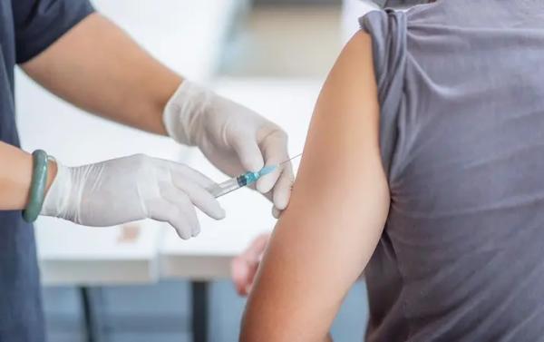 Менингококковая инфекция. Почему нужна вакцинация
Менингококковая инфекция. Почему нужна вакцинация