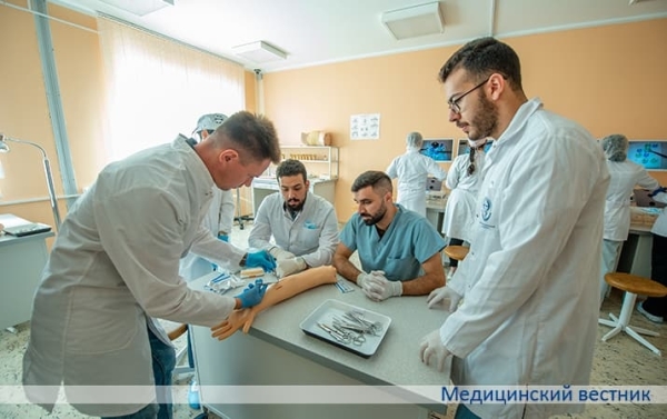 
        Делегацию Исламской Республики Иран встречали в БГМУ			    